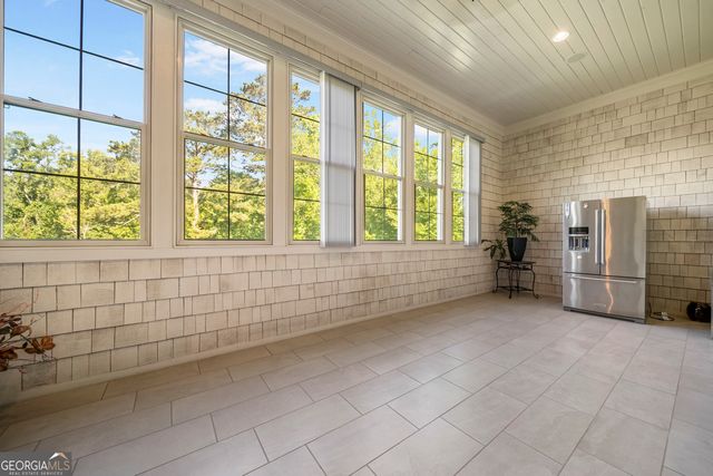 5960 Overlook Club Circle, Suwanee, GA 30024