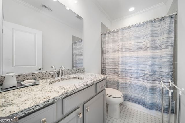 5960 Overlook Club Circle, Suwanee, GA 30024