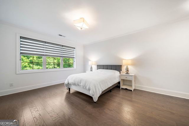 5960 Overlook Club Circle, Suwanee, GA 30024
