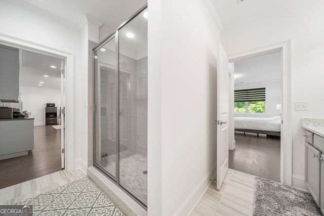 5960 Overlook Club Circle, Suwanee, GA 30024