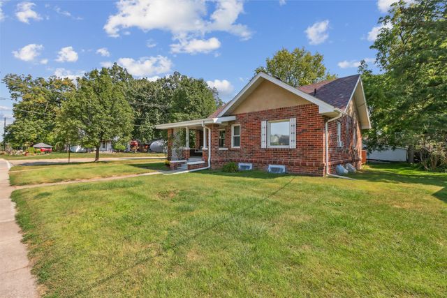 418 N 15th Street, Adel, IA 50003
