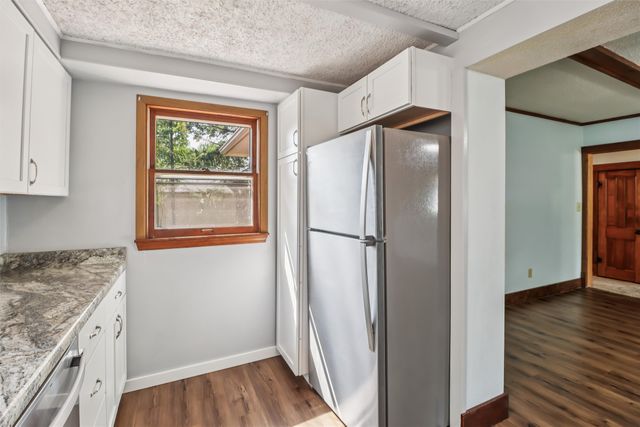 418 N 15th Street, Adel, IA 50003