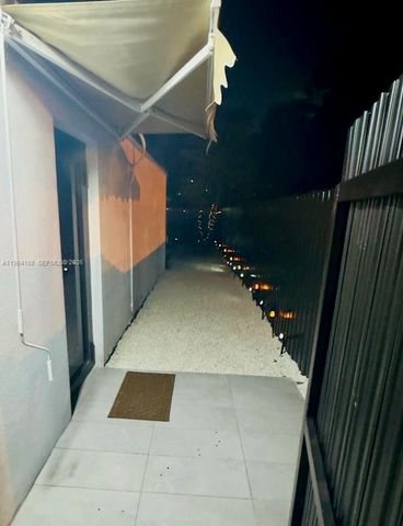 610 NW 111th St 1, Miami, FL 33168