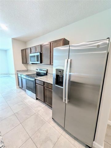 285 Raspberry Road 0, Fort Pierce, FL 34981