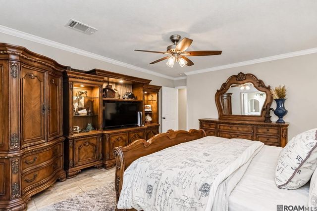 2674 W Highmeadow Ct, Baton Rouge, LA 70816