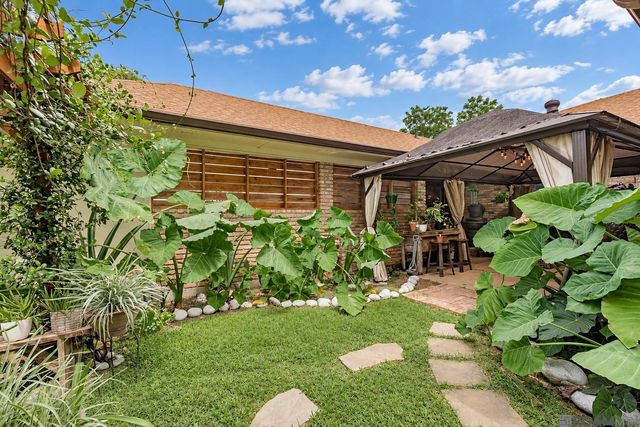 2674 W Highmeadow Ct, Baton Rouge, LA 70816