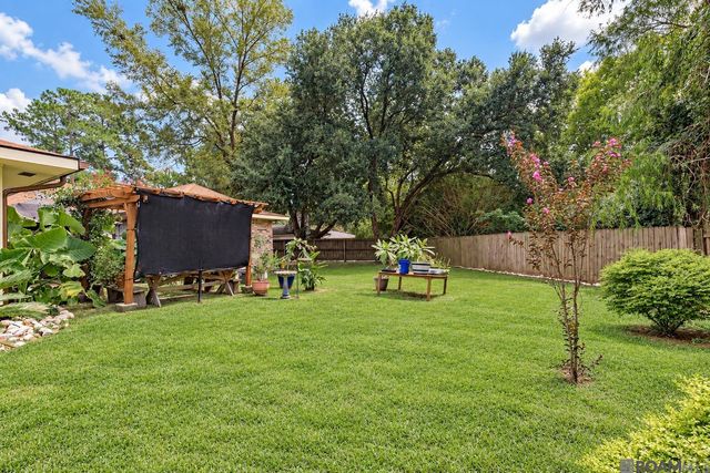 2674 W Highmeadow Ct, Baton Rouge, LA 70816