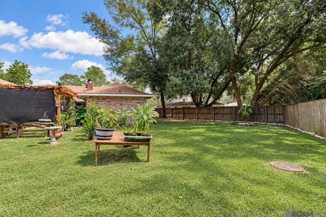 2674 W Highmeadow Ct, Baton Rouge, LA 70816