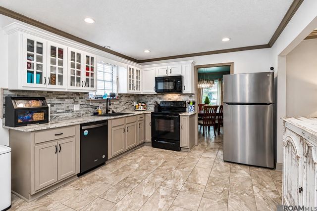2674 W Highmeadow Ct, Baton Rouge, LA 70816