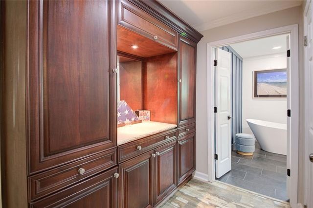 7480 Shadburn Ferry Road, Cumming, GA 30041