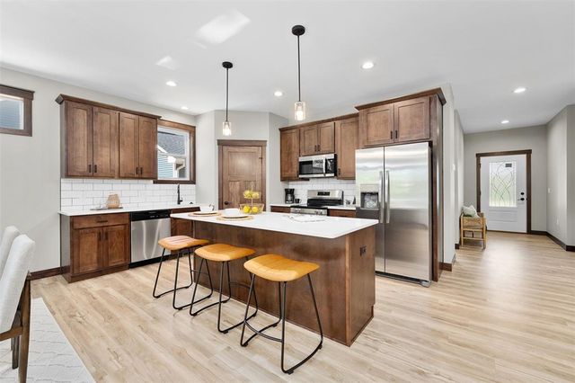 1173 Craven Court, Eau Claire, WI 54703