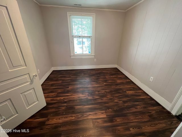 2319 Market Street, Wilmington, NC 28403