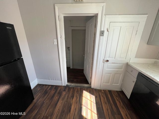 2319 Market Street, Wilmington, NC 28403