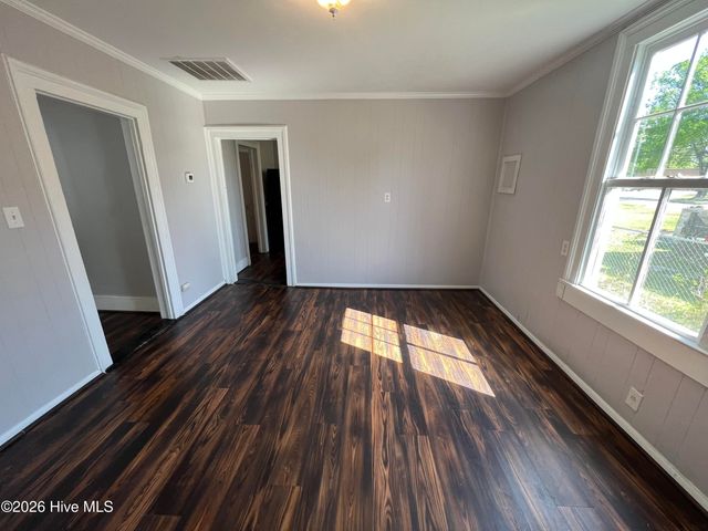 2319 Market Street, Wilmington, NC 28403