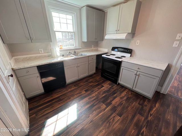 2319 Market Street, Wilmington, NC 28403