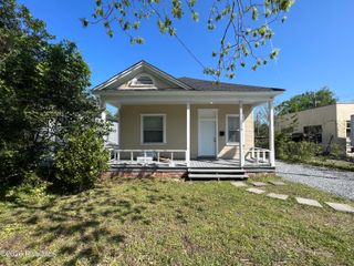 2319 Market Street, Wilmington, NC 28403