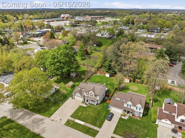 2916 Keeley Court, Waterford Charter Township, MI 48328