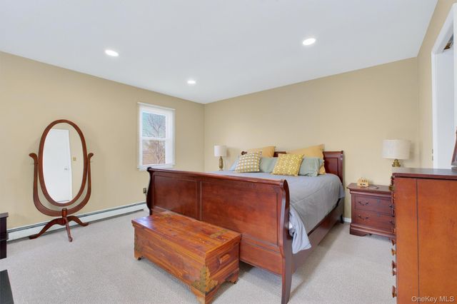 42 Larch Court, Fishkill, NY 12524