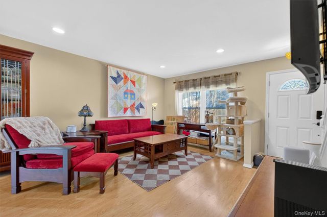 42 Larch Court, Fishkill, NY 12524