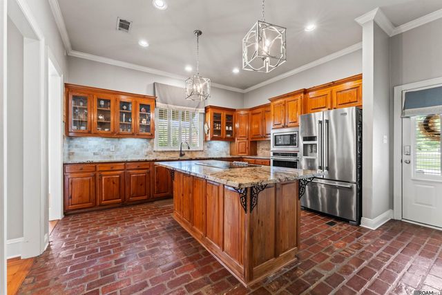 10508 Magnolia Blossom Ave, Greenwell Springs, LA 70739