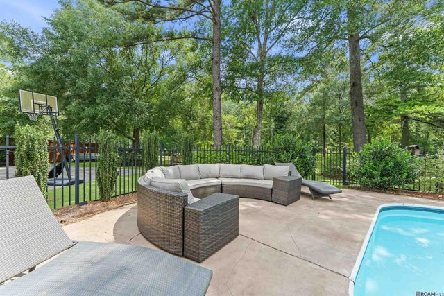 10508 Magnolia Blossom Ave, Greenwell Springs, LA 70739