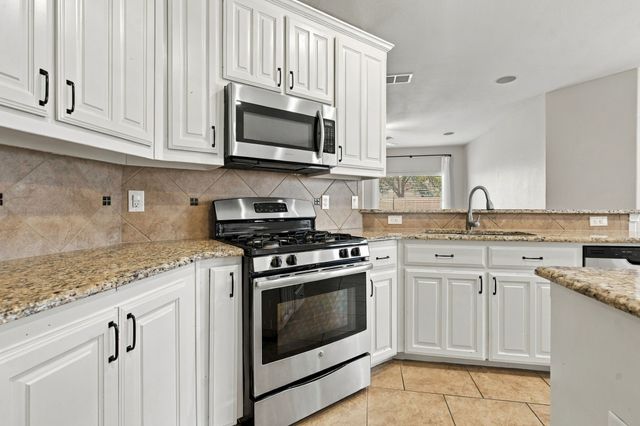 12701 Diamond Peak Drive, Fort Worth, TX 76177