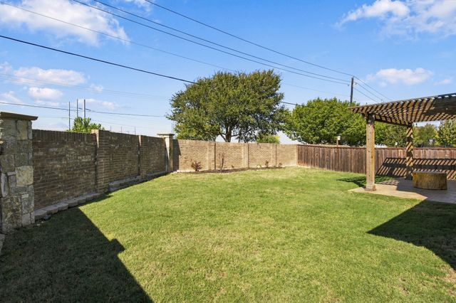 12701 Diamond Peak Drive, Fort Worth, TX 76177
