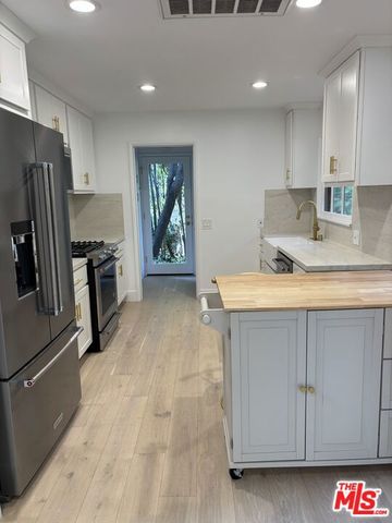 643 Hightree Road, Santa Monica, CA 90402