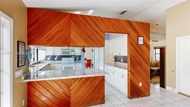 15920 SW 287th St, Homestead, FL 33033