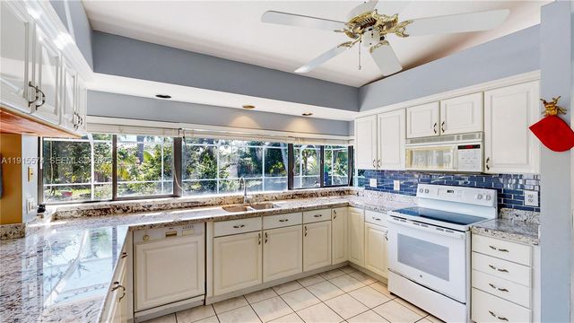 15920 SW 287th St, Homestead, FL 33033