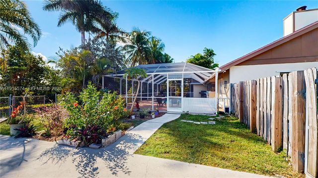15920 SW 287th St, Homestead, FL 33033