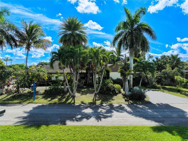 15920 SW 287th St, Homestead, FL 33033