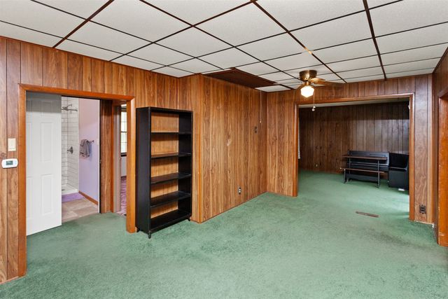 226 S Iowa Street, Colfax, IA 50054