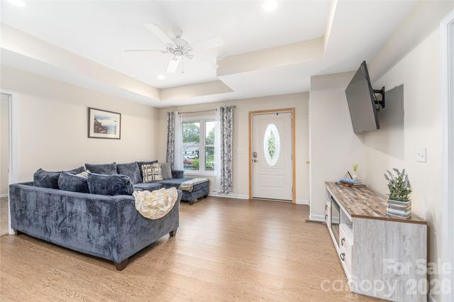 58 League Loop, Waynesville, NC 28786
