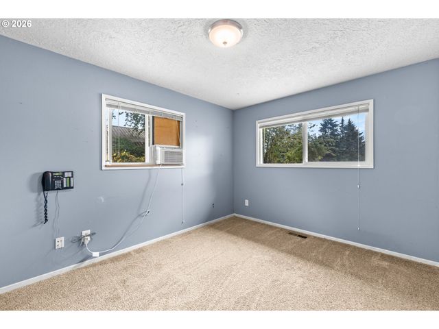 14630 LELAND Rd, Oregon City, OR 97045