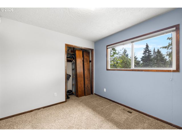 14630 LELAND Rd, Oregon City, OR 97045