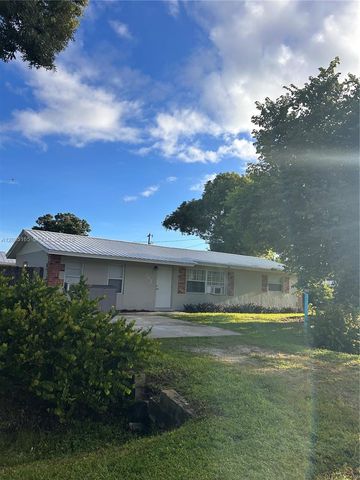 362 Park Lane Drive, North Fort Myers, FL 33917