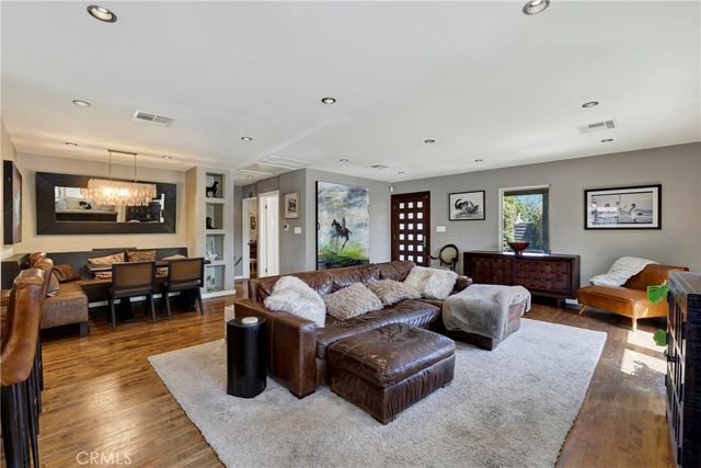 4089 MICHAEL, Los Angeles, CA 90066