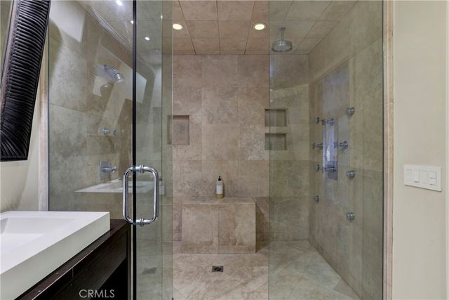 4089 MICHAEL, Los Angeles, CA 90066