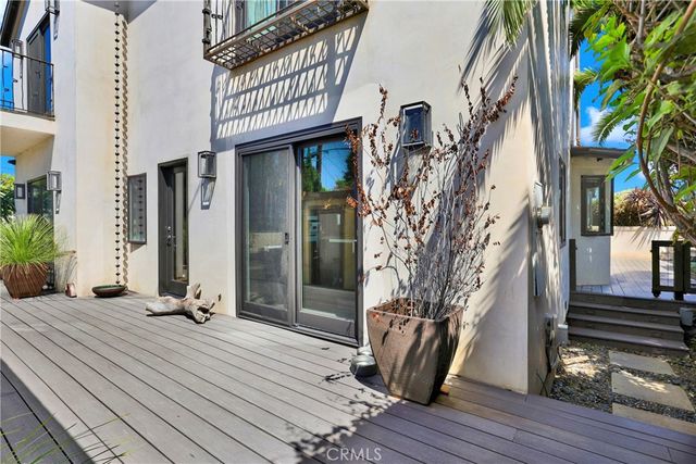 4089 MICHAEL, Los Angeles, CA 90066