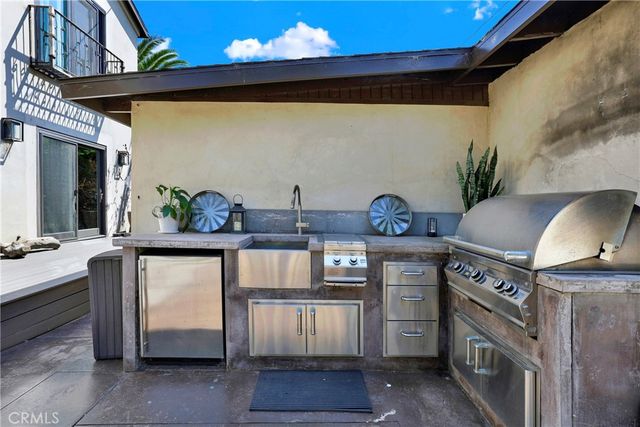 4089 MICHAEL, Los Angeles, CA 90066