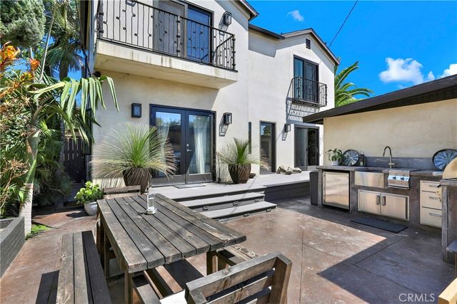 4089 MICHAEL, Los Angeles, CA 90066