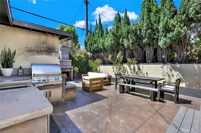 4089 MICHAEL, Los Angeles, CA 90066