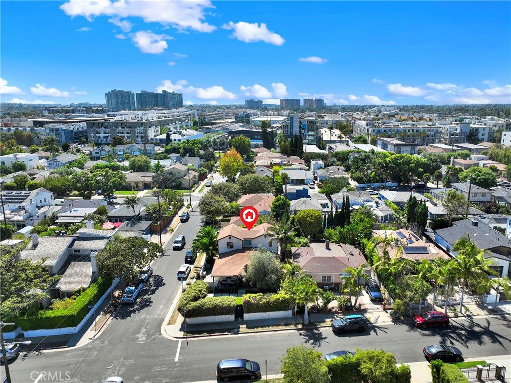 4089 MICHAEL, Los Angeles, CA 90066