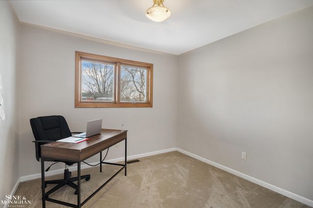 32549 Gloede Drive Drive, Warren, MI 48088