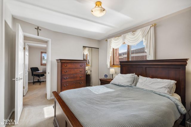 32549 Gloede Drive Drive, Warren, MI 48088