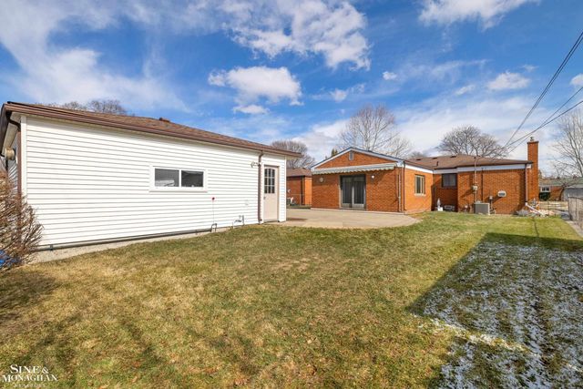 32549 Gloede Drive Drive, Warren, MI 48088