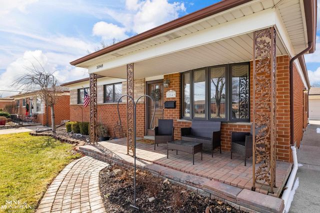 32549 Gloede Drive Drive, Warren, MI 48088