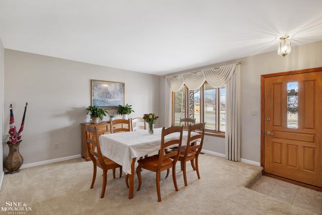 32549 Gloede Drive Drive, Warren, MI 48088