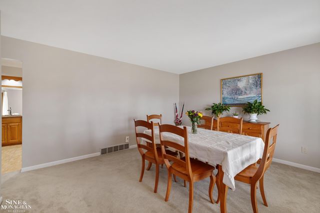 32549 Gloede Drive Drive, Warren, MI 48088